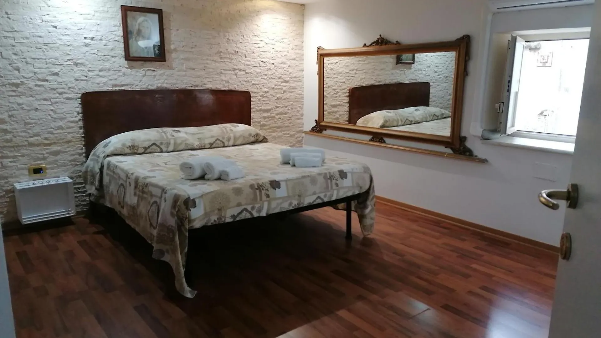 Bed & Breakfast Mille E Una Notte House Syracuse