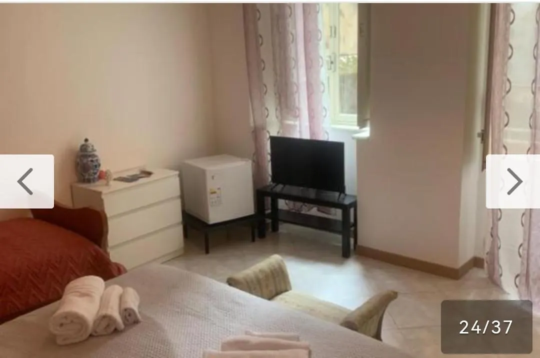 Mille E Una Notte House Szirakúza Panzió